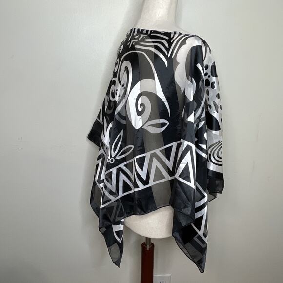 SILK FREE Scarf Poncho 100% Polyester Black White Geometric Print Made in Korea - Picture 4 of 16